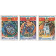 1980. СССР. 5028-5030. Полет в космос шестого международного экипажа. 3 марки, фото 1 