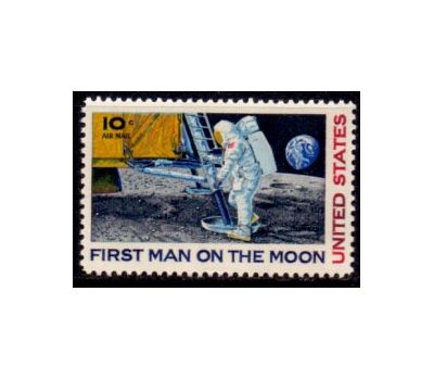  Почтовая марка «Космос. Аполлон-11. Первый человек на Луне. Армстронг» США, 1969, фото 1 