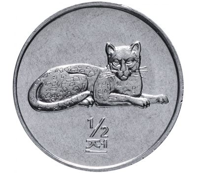  Монета 1/2 чона 2002 «Мир животных — Леопард» Северная Корея, фото 1 
